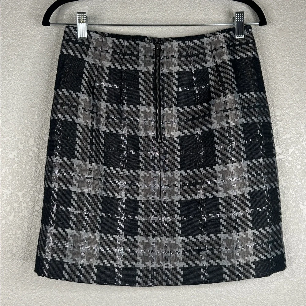 LOFT Gray & Black Plaid with Silver Tinsel Business Classic Career Skirt Size 0‎